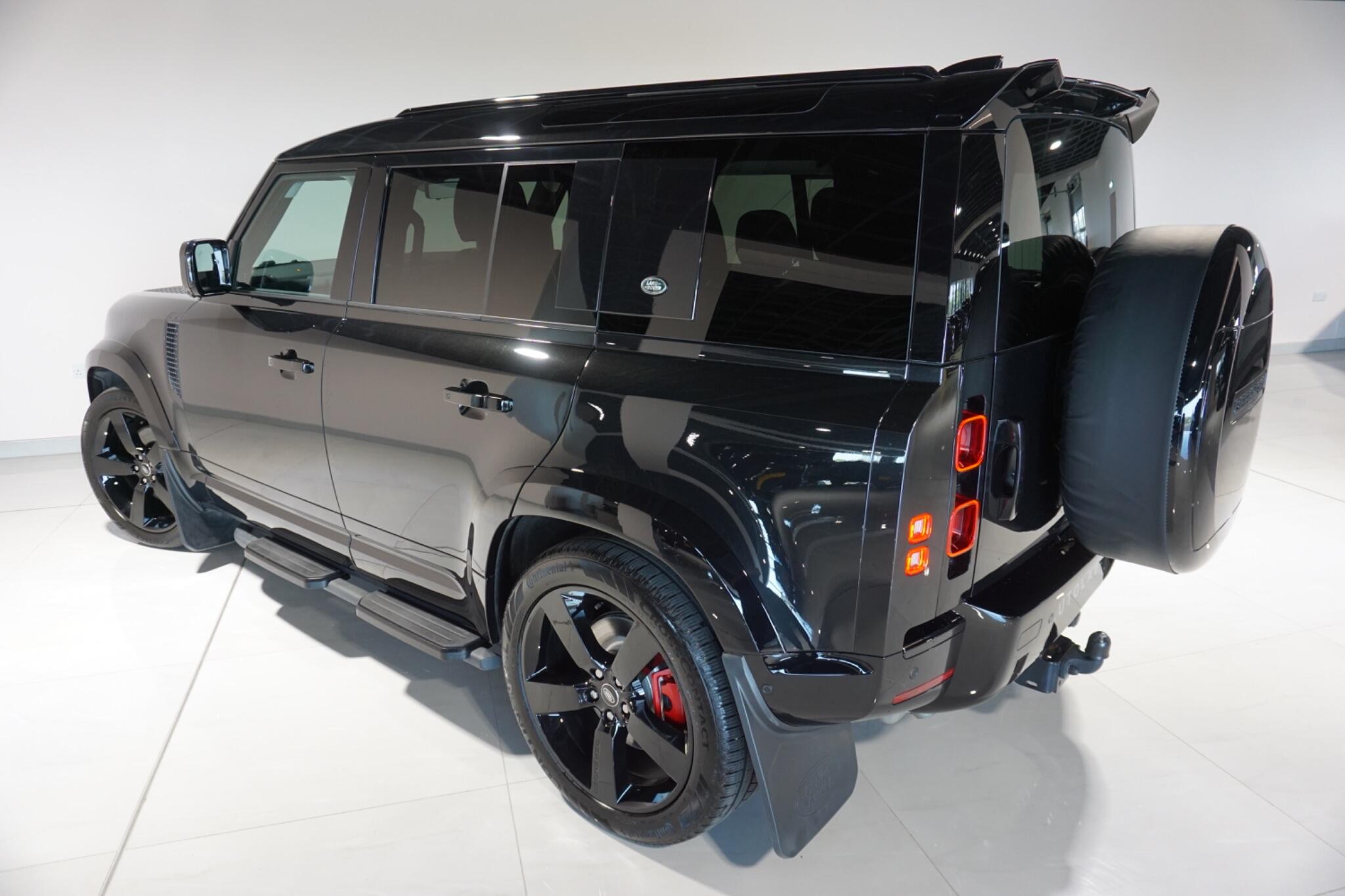 Land Rover Defender 110 3.0 D250 MHEV XS Edition SUV 5dr Diesel Auto 4WD Euro 6 (s/s) (250 ps)